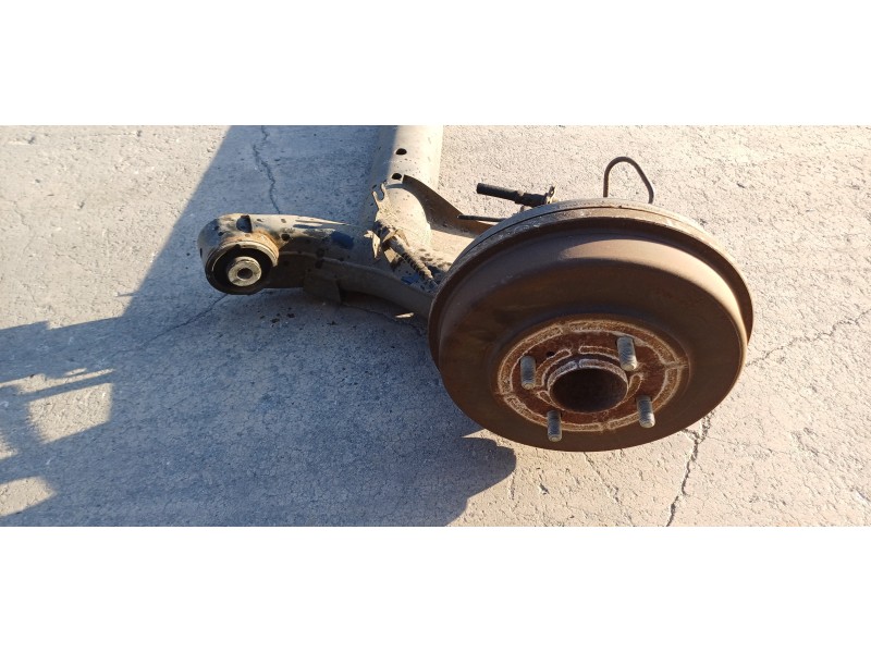 Recambio de puente trasero para ford tourneo connect titanium referencia OEM IAM 2571553 EY165K952AC  Recambio de puente trasero para ford tourneo connect titanium referencia OEM IAM 2571553 EY165K952AC