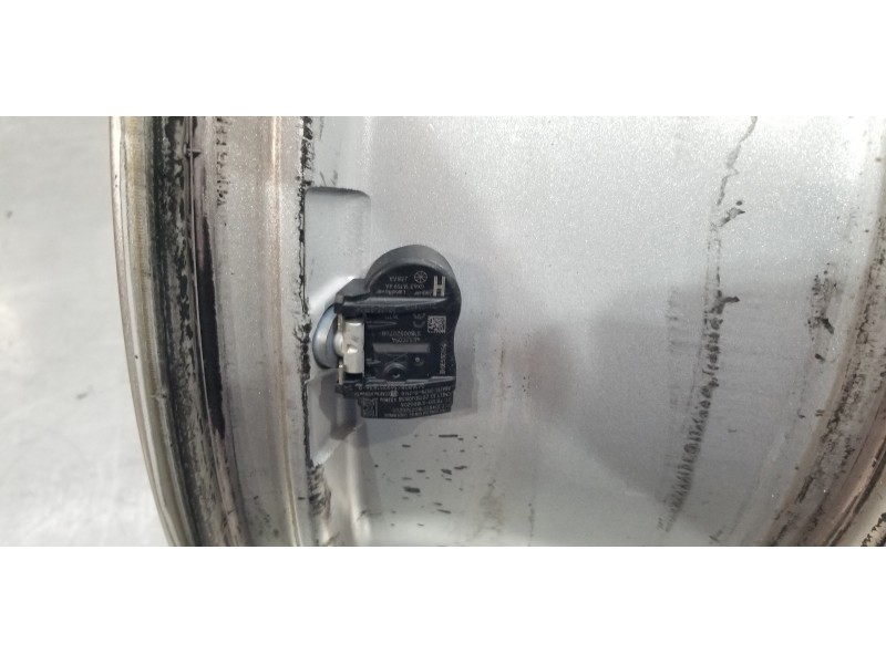 Recambio de llanta para land rover discovery sport pure referencia OEM IAM LR073512 FK721007AB 