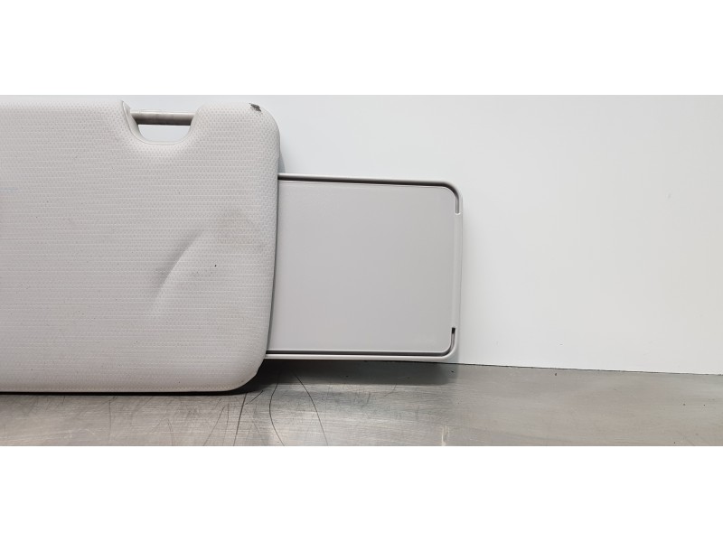 Recambio de parasol izquierdo para hyundai tucson style 4wd referencia OEM IAM 85201D3500TTX  