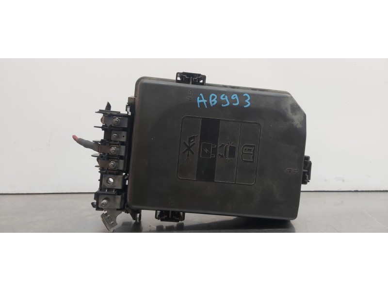 Recambio de caja reles / fusibles para opel astra k lim. 5türig business referencia OEM IAM 15514069  
