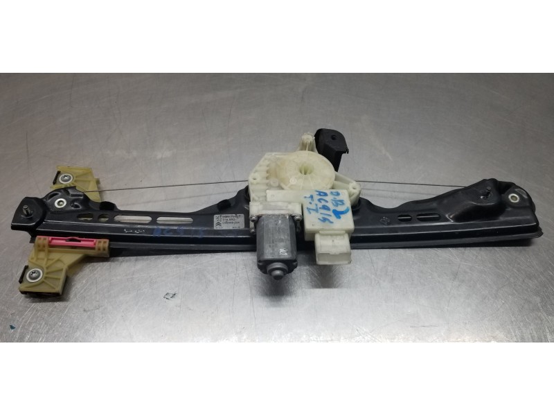 Recambio de elevalunas trasero izquierdo para citroen c4 grand picasso live referencia OEM IAM 9826076580  