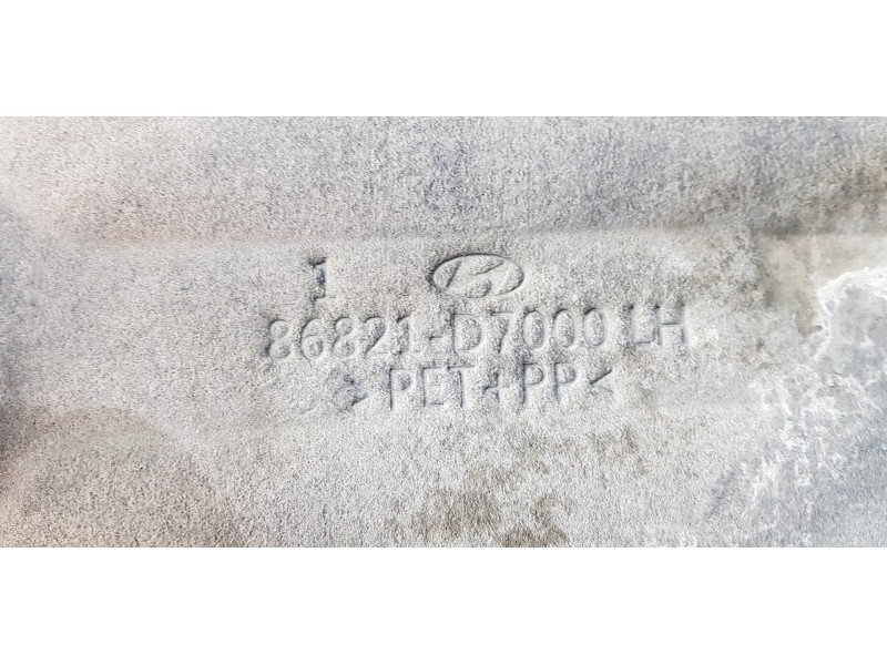 Recambio de paso rueda para hyundai tucson style 4wd referencia OEM IAM 86821D7000  