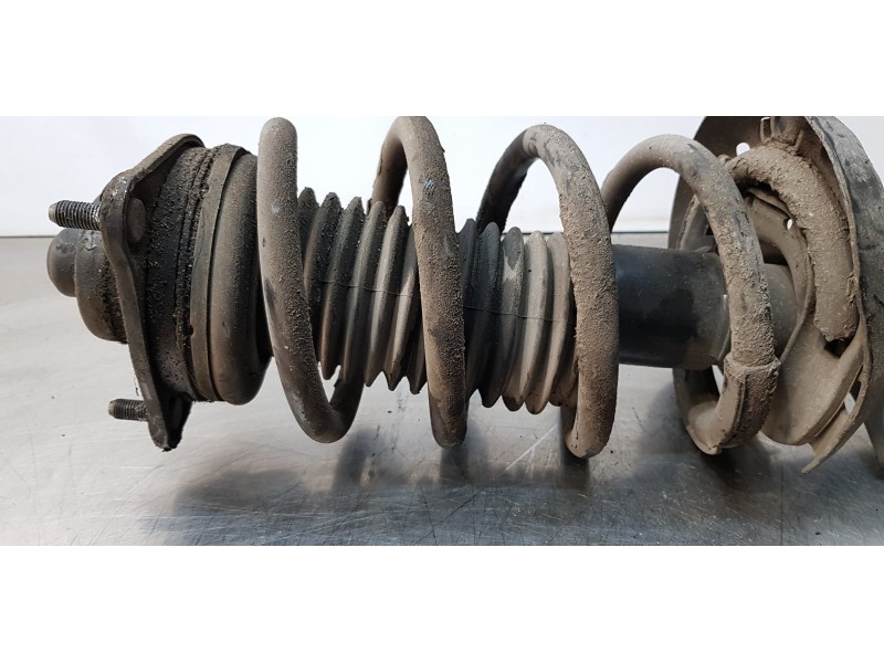 Recambio de amortiguador delantero derecho para kia carens ( ) concept referencia OEM IAM 54660A4053   Recambio de amortiguador delantero derecho para kia carens ( ) concept referencia OEM IAM 54660A4053