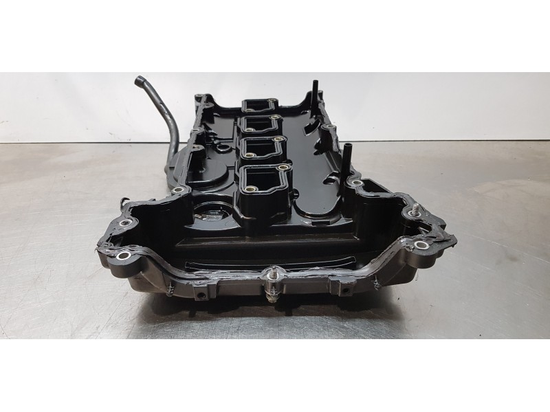 Recambio de tapa balancines para mercedes clase c (w203) berlina 180 compressor (203.046) referencia OEM IAM A2710100530   Recambio de tapa balancines para mercedes clase c (w203) berlina 180 compressor (203.046) referencia OEM IAM A2710100530