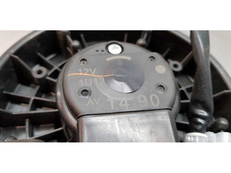 Recambio de motor calefaccion para suzuki sx4 glx referencia OEM IAM 7415061M00  