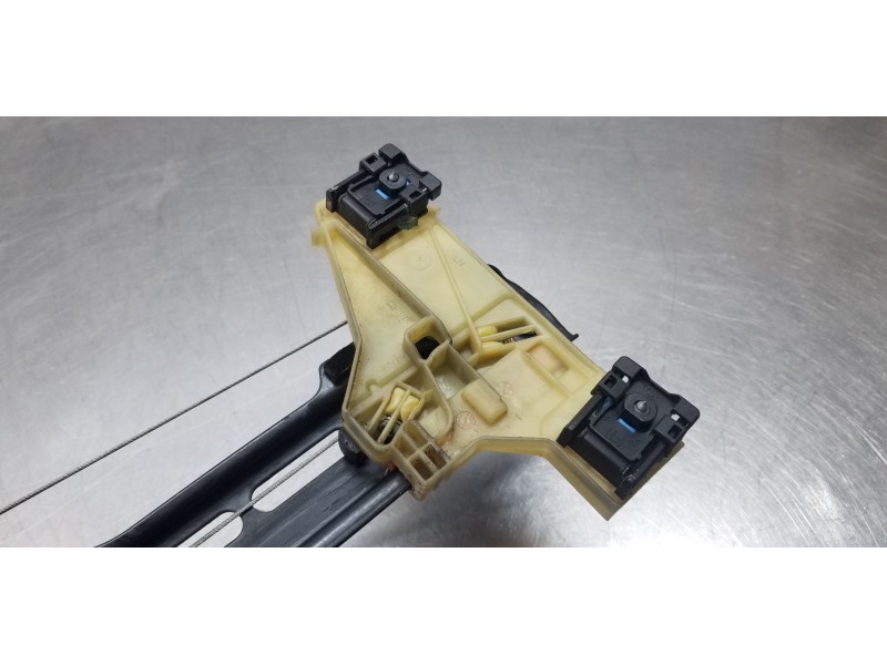 Recambio de elevalunas trasero izquierdo para citroen c4 grand picasso live referencia OEM IAM 9826076580  