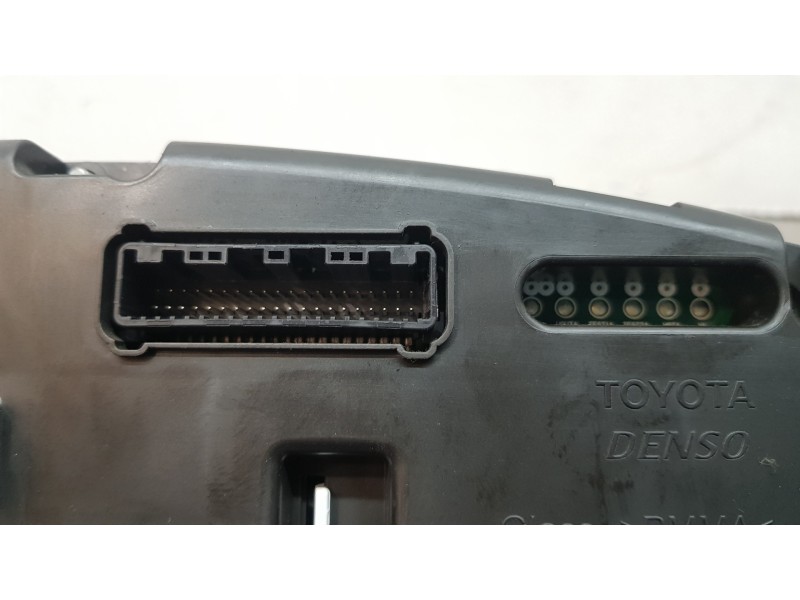 Recambio de cuadro instrumentos para toyota verso advance referencia OEM IAM 838000FA70   Recambio de cuadro instrumentos para toyota verso advance referencia OEM IAM 838000FA70