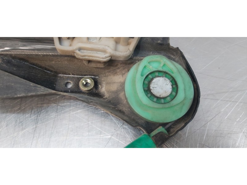 Recambio de elevalunas delantero izquierdo para ford focus berlina (cak) ambiente referencia OEM IAM 2M51A23201CD  