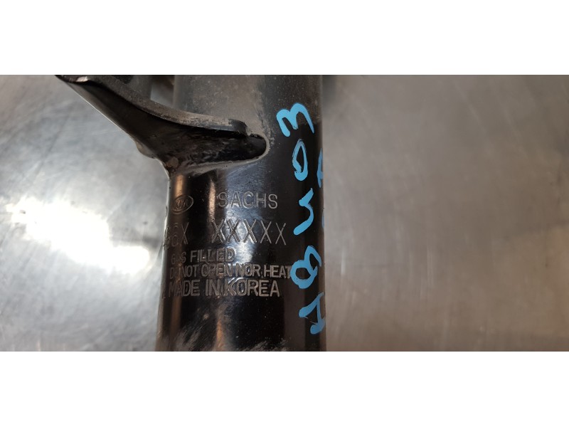 Recambio de amortiguador delantero derecho para kia carens ( ) concept referencia OEM IAM 54660A4053   Recambio de amortiguador delantero derecho para kia carens ( ) concept referencia OEM IAM 54660A4053