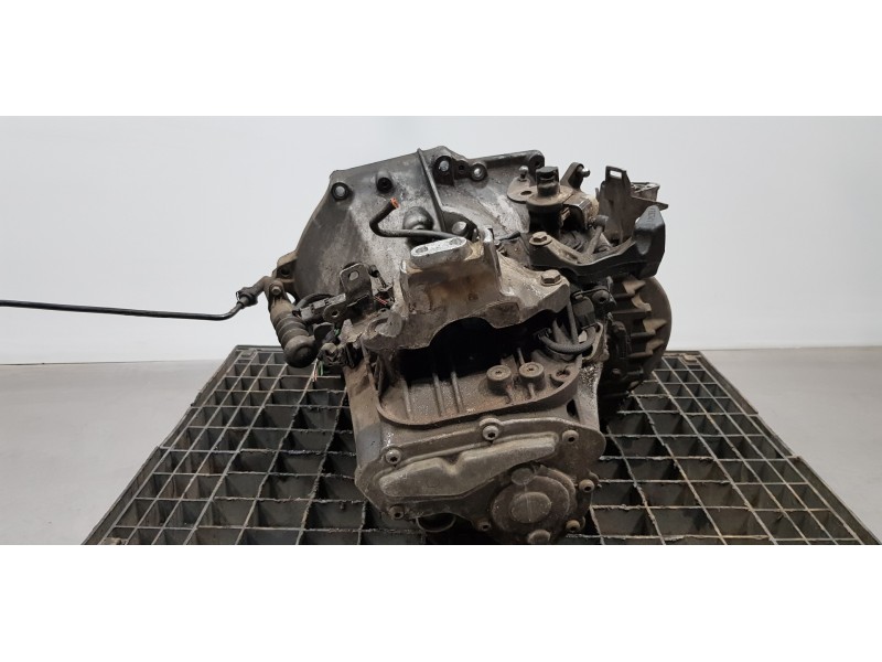 Recambio de caja cambios para citroen c4 grand picasso spacetourer referencia OEM IAM 20MB61  