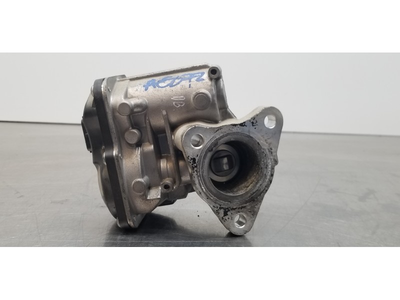 Recambio de valvula egr para renault kangoo profesional referencia OEM IAM 147104647R   Recambio de valvula egr para renault kangoo profesional referencia OEM IAM 147104647R