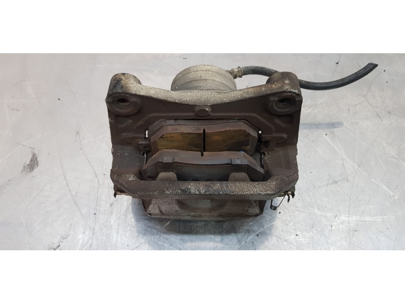 Recambio de pinza freno delantera derecha para infiniti fx fx45 referencia OEM IAM 41001CG000  
