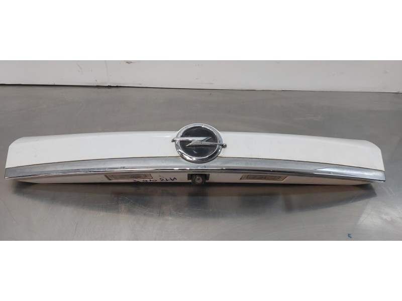 Recambio de molduras traseras para opel mokka edition ecoflex referencia OEM IAM 95387739   Recambio de molduras traseras para opel mokka edition ecoflex referencia OEM IAM 95387739