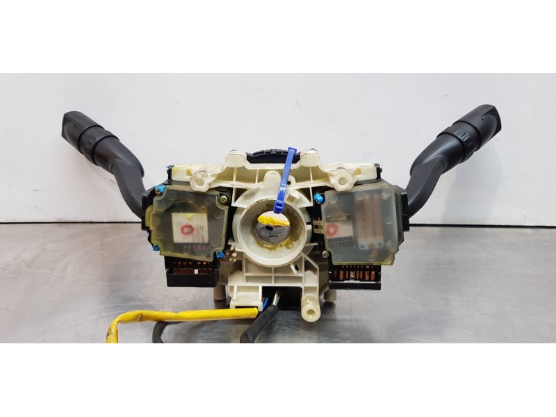 Recambio de anillo airbag para ssangyong actyon 200 xdi 4wd limited referencia OEM IAM 6123AG1000  