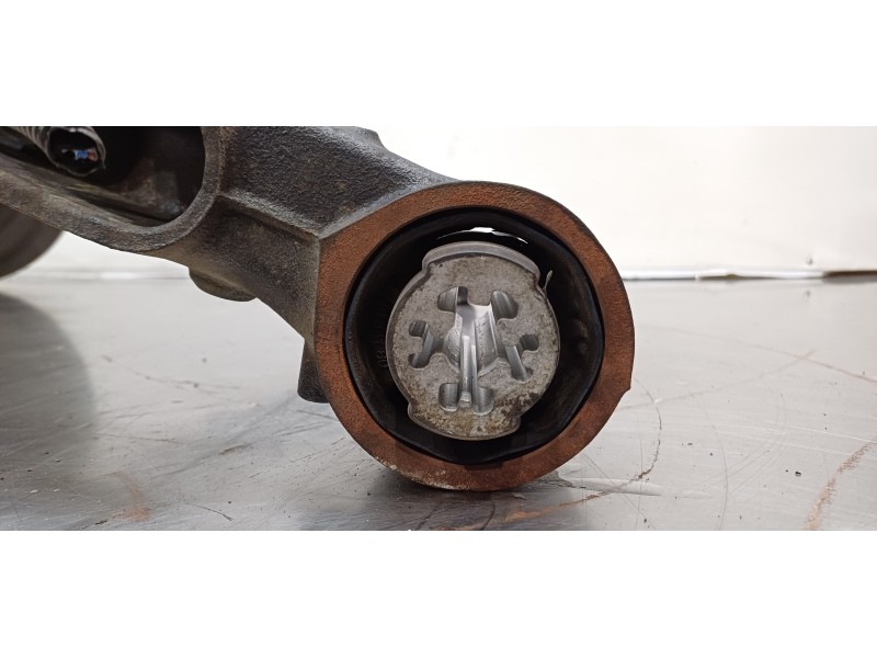 Recambio de brazo suspension inferior trasero derecho para peugeot expert furgón pro standard referencia OEM IAM 1619266780  