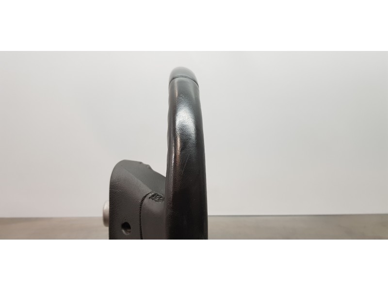 Recambio de volante para ford tourneo connect titanium referencia OEM IAM 2035198 ET763600HE35B8  Recambio de volante para ford tourneo connect titanium referencia OEM IAM 2035198 ET763600HE35B8