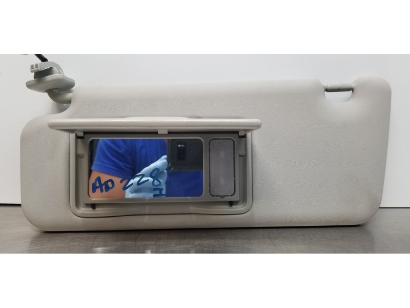 Recambio de parasol izquierdo para suzuki sx4 glx referencia OEM IAM 8480261M306GS  