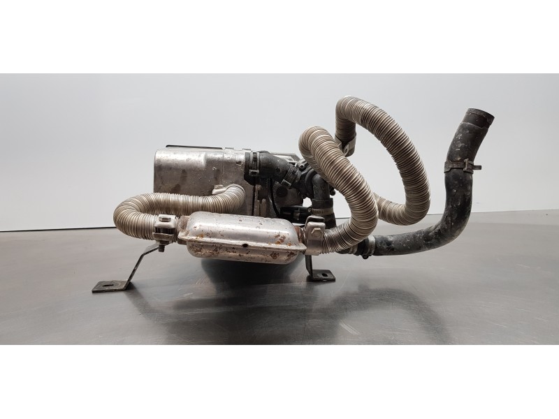 Recambio de valvula intercambio de calefaccion para hyundai ix35 style 2wd referencia OEM IAM 000002031232 9024128A  Recambio de valvula intercambio de calefaccion para hyundai ix35 style 2wd referencia OEM IAM 000002031232 9024128A