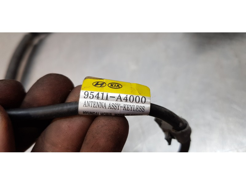 Recambio de modulo electronico para kia carens ( ) concept referencia OEM IAM 95400A4700  