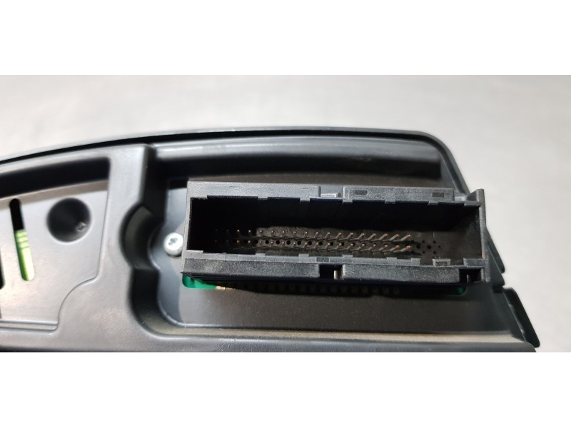 Recambio de cuadro instrumentos para opel astra h berlina enjoy referencia OEM IAM 13142790  