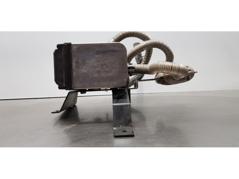 Recambio de valvula intercambio de calefaccion para hyundai ix35 style 2wd referencia OEM IAM 000002031232 9024128A  Recambio de valvula intercambio de calefaccion para hyundai ix35 style 2wd referencia OEM IAM 000002031232 9024128A