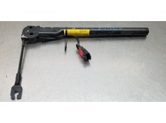 Recambio de enganche del cinturon delantero der para renault clio iii expression referencia OEM IAM 8200794022