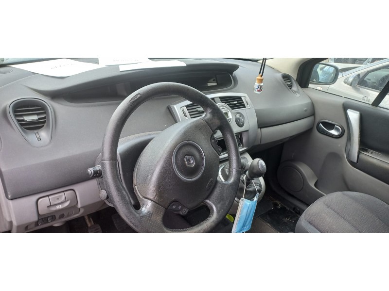 renault scenic ii del año 2007