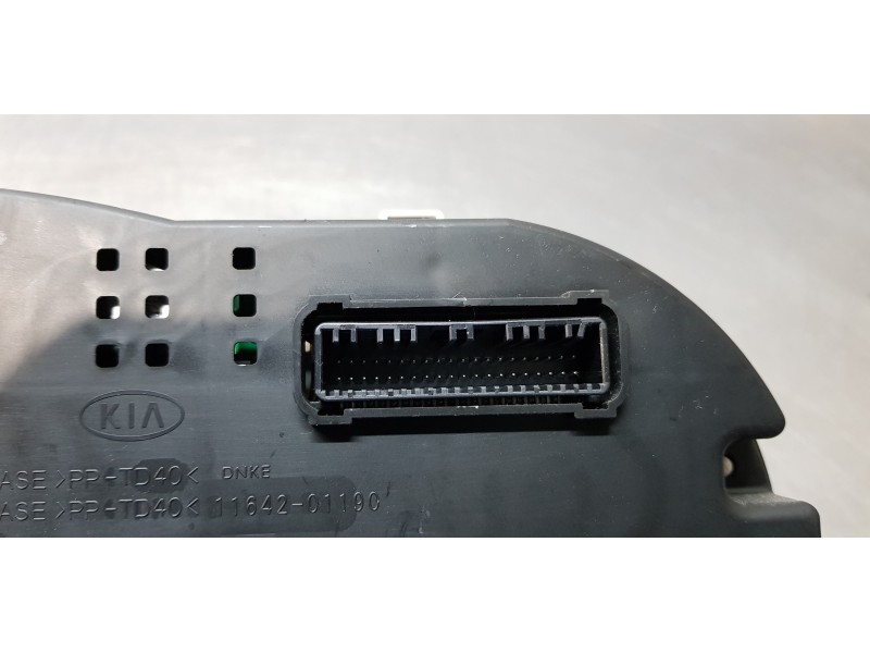Recambio de cuadro instrumentos para kia carens ( ) concept referencia OEM IAM 94005A4001  