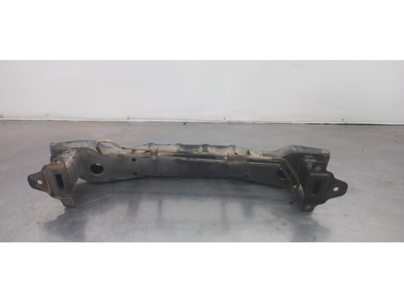 Recambio de refuerzo paragolpes delantero para ssangyong actyon 200 xdi 4wd limited referencia OEM IAM    Recambio de refuerzo paragolpes delantero para ssangyong actyon 200 xdi 4wd limited referencia OEM IAM