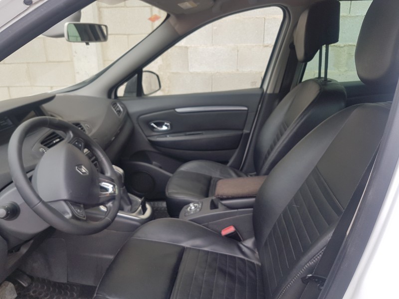 renault scenic iii del año 2014