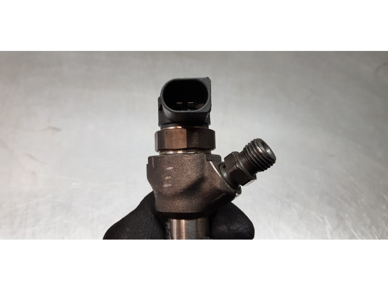 Recambio de inyector para volkswagen tiguan edition bmt referencia OEM IAM 04L130277AC 0445110469 