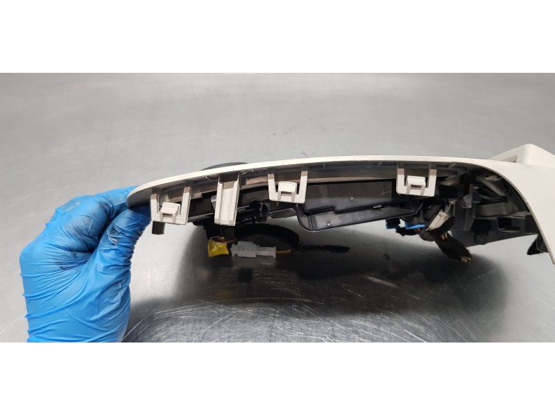 Recambio de luz interior para peugeot 508 sw allure referencia OEM IAM 8146ET 98033020ZD 