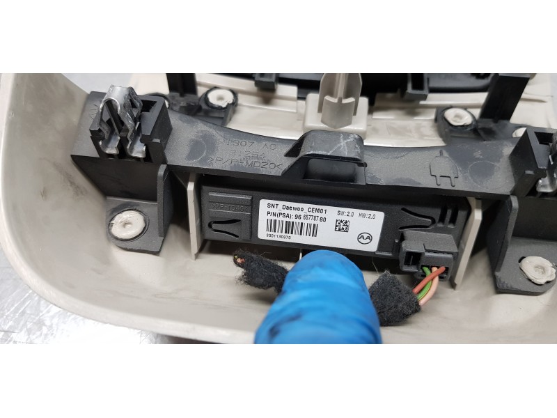 Recambio de luz interior para peugeot 508 sw allure referencia OEM IAM 8146ET 98033020ZD 