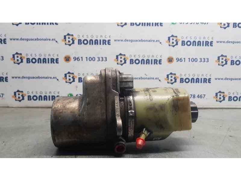 Recambio de bomba direccion para ford focus berlina (cap) ghia referencia OEM IAM 4M513K514AD  