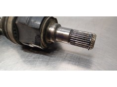 Recambio de transmision trasera derecha para hyundai tucson style 4wd referencia OEM IAM 49600D7000   2