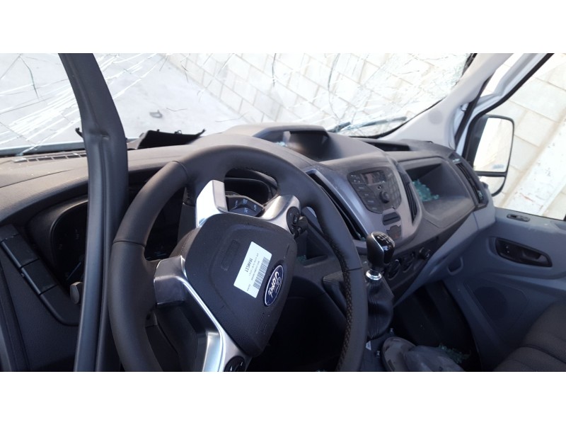 ford transit kombi (ttg) del año 2018