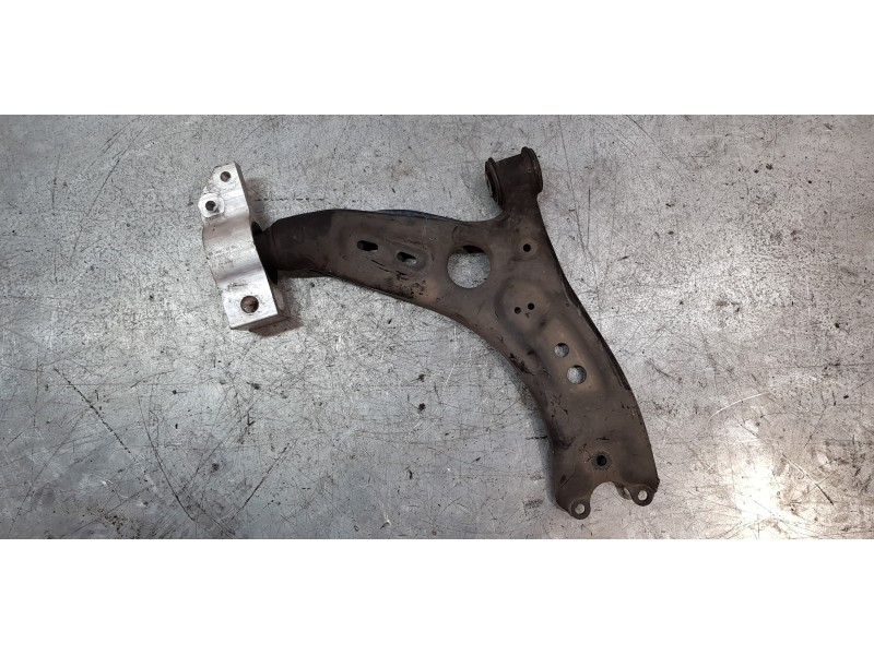 Recambio de brazo suspension inferior delantero derecho para volkswagen passat variant (365) highline referencia OEM IAM 5N04071 Recambio de brazo suspension inferior delantero derecho para volkswagen passat variant (365) highline referencia OEM IAM 5N04071
