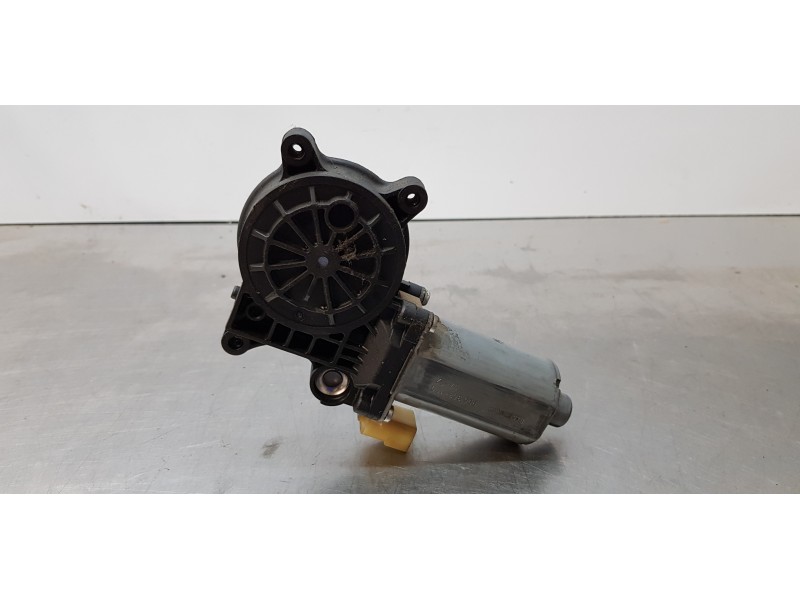 Recambio de motor elevalunas delantero izquierdo para ford transit connect (tc7) furgón (2006) referencia OEM IAM 2T14V23201BG   Recambio de motor elevalunas delantero izquierdo para ford transit connect (tc7) furgón (2006) referencia OEM IAM 2T14V23201BG
