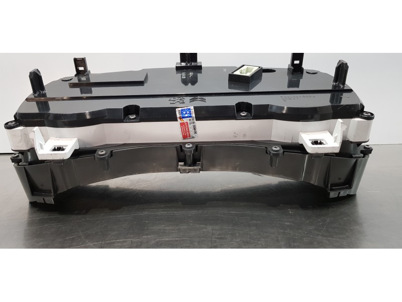 Recambio de cuadro instrumentos para peugeot expert furgón pro standard referencia OEM IAM 9826632080  