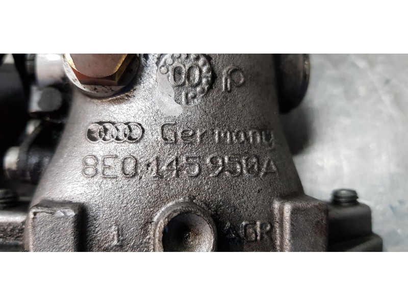 Recambio de caja mariposa para audi a4 berlina (8e) 2.5 tdi quattro (132kw) referencia OEM IAM 8E0145950A   Recambio de caja mariposa para audi a4 berlina (8e) 2.5 tdi quattro (132kw) referencia OEM IAM 8E0145950A