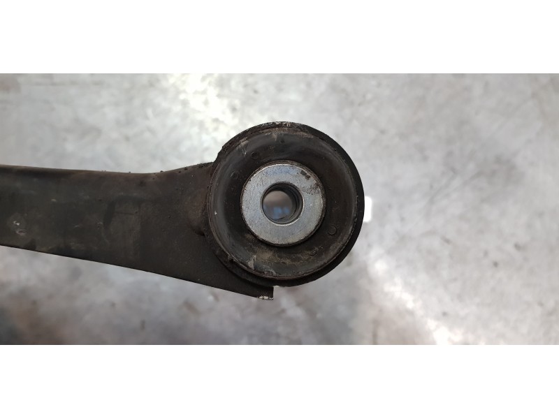 Recambio de brazo suspension inferior delantero derecho para volkswagen passat variant (365) highline referencia OEM IAM 5N04071 Recambio de brazo suspension inferior delantero derecho para volkswagen passat variant (365) highline referencia OEM IAM 5N04071