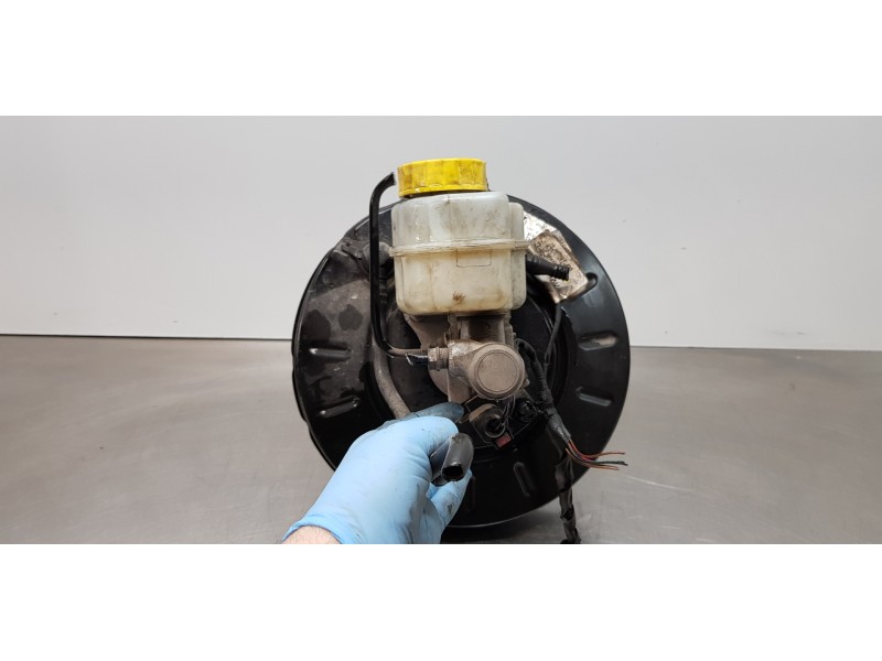 Recambio de servofreno para seat ibiza st (6p8) reference referencia OEM IAM 6R1614106K 6C1614105E  Recambio de servofreno para seat ibiza st (6p8) reference referencia OEM IAM 6R1614106K 6C1614105E