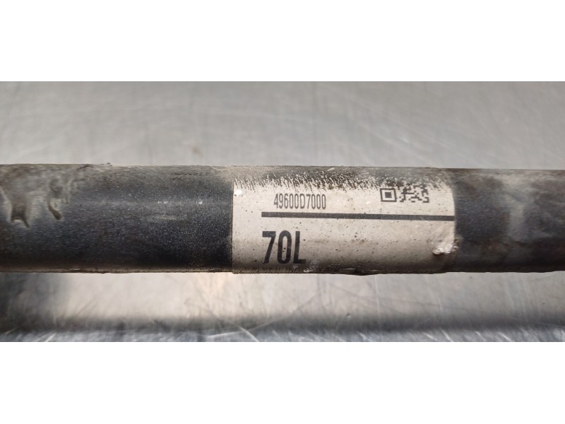 Recambio de transmision trasera derecha para hyundai tucson style 4wd referencia OEM IAM 49600D7000  