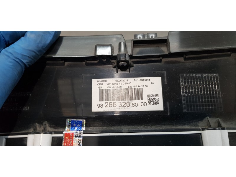 Recambio de cuadro instrumentos para peugeot expert furgón pro standard referencia OEM IAM 9826632080  