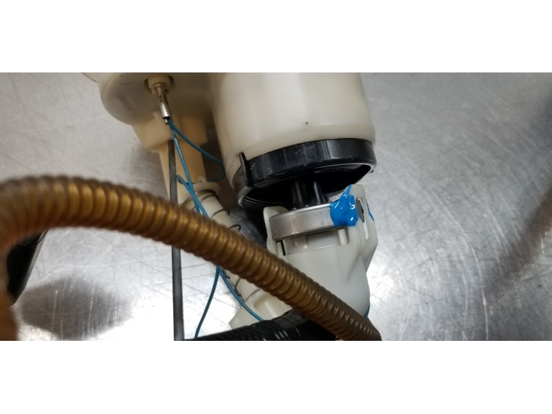 Recambio de aforador para bmw serie 3 berlina (e90) 318i referencia OEM IAM 16117170090  