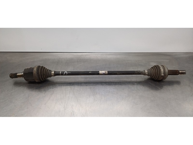 Recambio de transmision trasera izquierda para hyundai tucson style 4wd referencia OEM IAM 49600D7000  