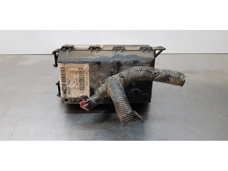 Recambio de caja reles / fusibles para ford transit connect (tc7) furgón (2006) referencia OEM IAM 7T1T14A067AA   Recambio de caja reles / fusibles para ford transit connect (tc7) furgón (2006) referencia OEM IAM 7T1T14A067AA