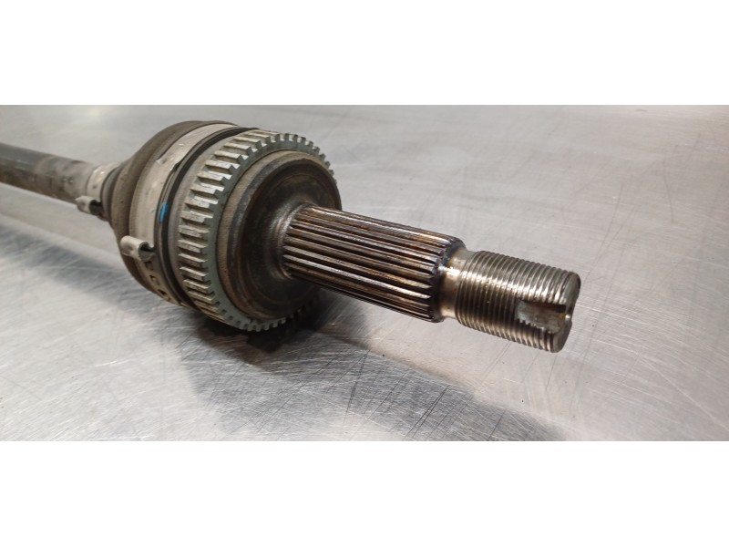 Recambio de transmision trasera izquierda para hyundai tucson style 4wd referencia OEM IAM 49600D7000  