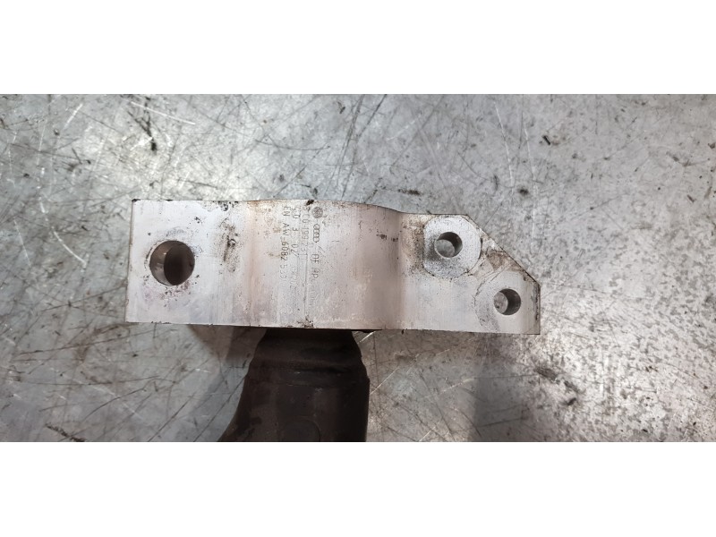 Recambio de brazo suspension inferior delantero derecho para volkswagen passat variant (365) highline referencia OEM IAM 5N04071 Recambio de brazo suspension inferior delantero derecho para volkswagen passat variant (365) highline referencia OEM IAM 5N04071