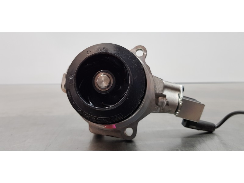 Recambio de bomba agua para volkswagen tiguan edition bmt referencia OEM IAM 04L121011L 010289803KT 